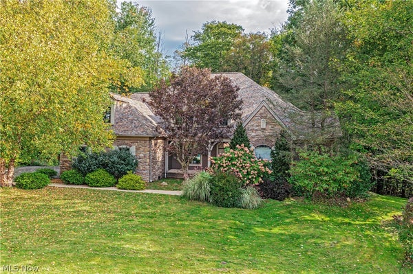 17351 FISH CREEK TRL, CHAGRIN FALLS, OH 44023 - Image cd3260a5bb20a21b0d60e3daacef9259/809671182