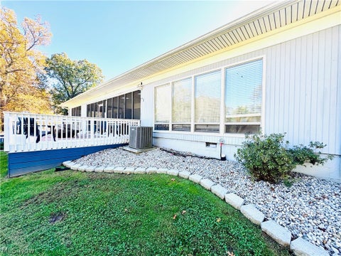 Tiny photo for 9 Willowbrook Drive DR, Parkersburg, WV 26101 (MLS # 5255848)
