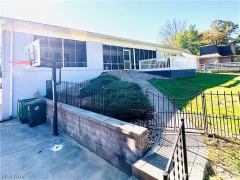 Tiny photo for 9 Willowbrook Drive DR, Parkersburg, WV 26101 (MLS # 5255848)
