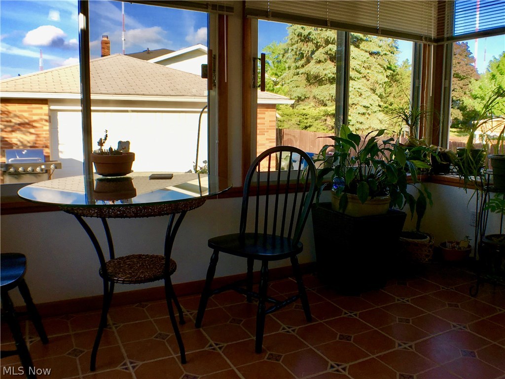 Ridge Road 02 - Residential