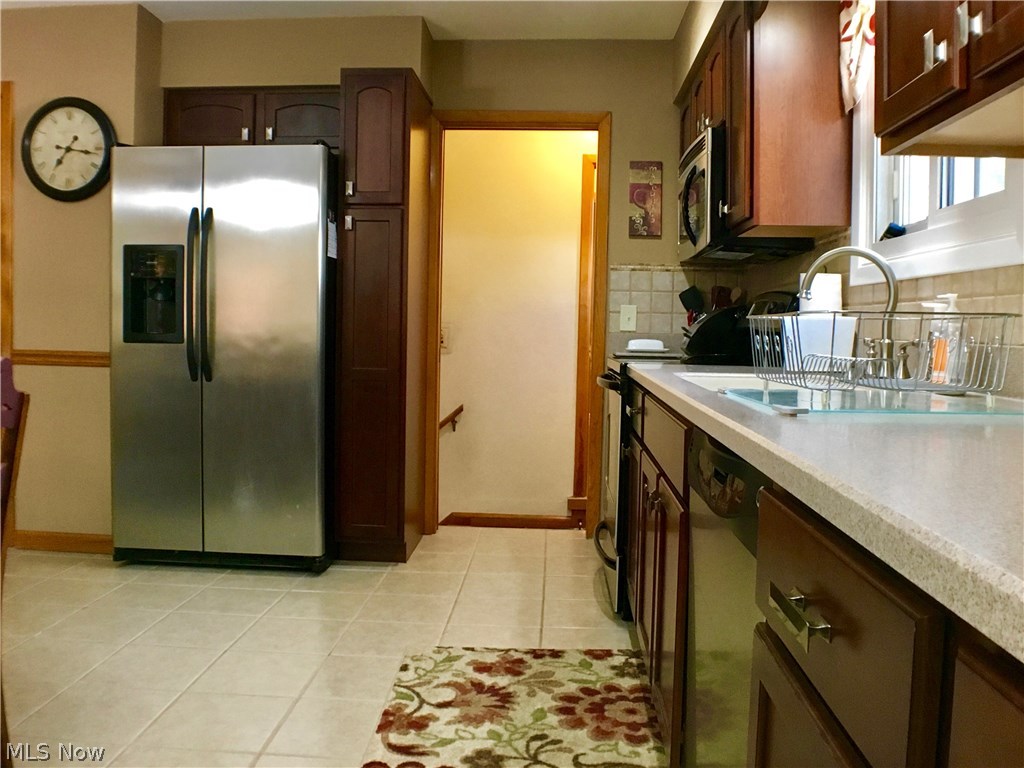 Ridge Road 02 - Residential