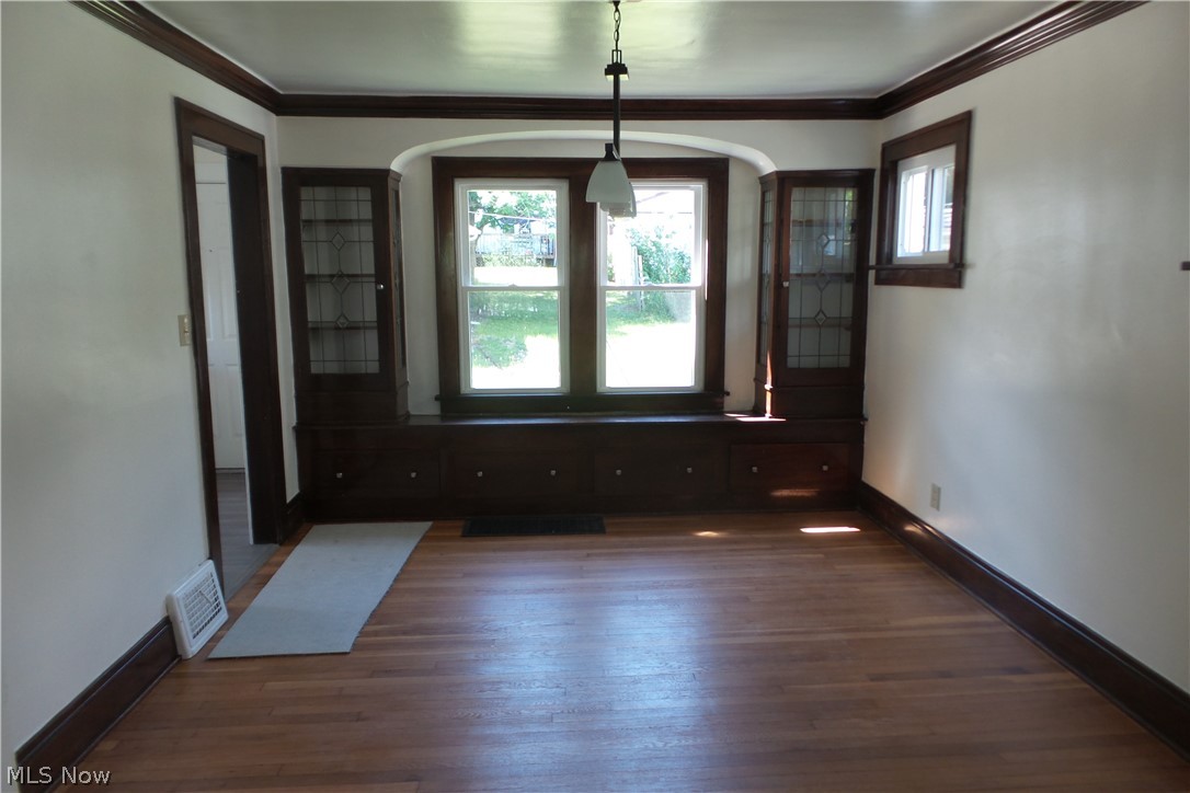 Cleveland Heights Blvd - Residential