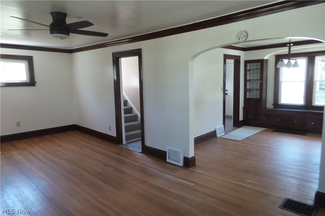 Cleveland Heights Blvd - Residential