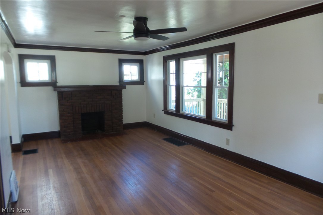 Cleveland Heights Blvd - Residential