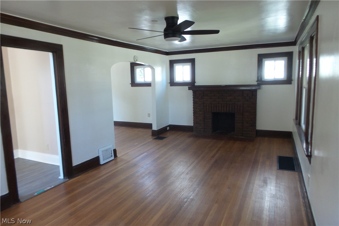 Cleveland Heights Blvd - Residential