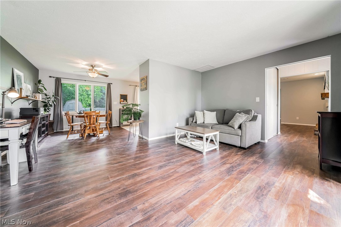 6165 Creekside Lane