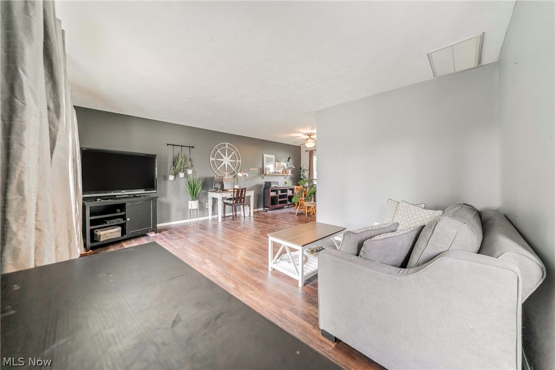 6165 Creekside Lane