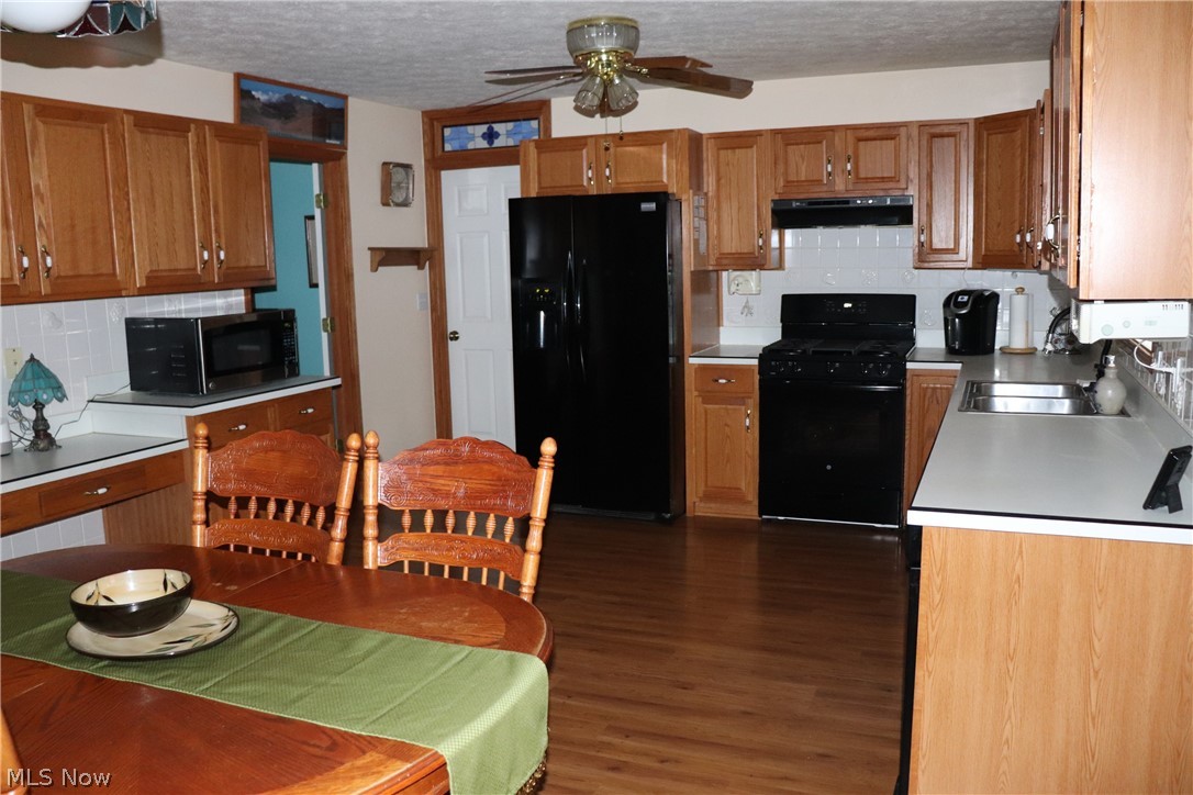 Hidden Lakes Dev 02 - Residential