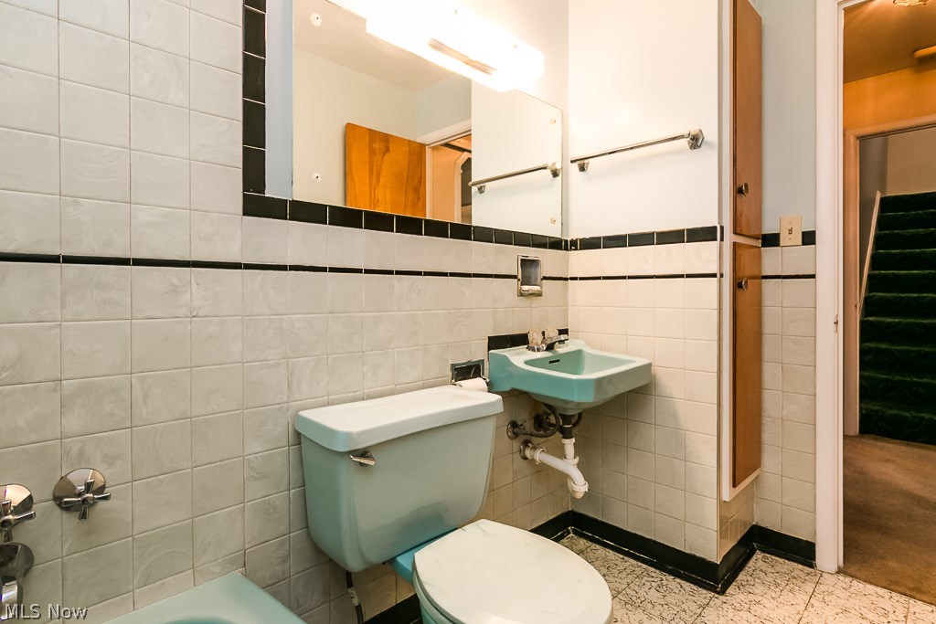 Kneale - Residential