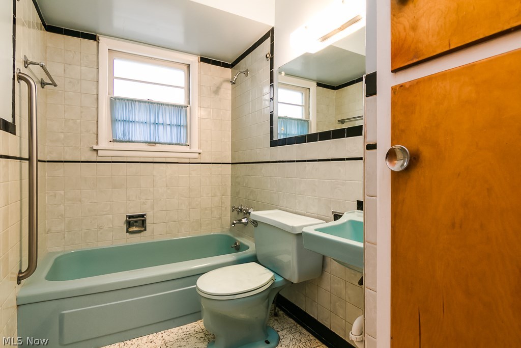 Kneale - Residential