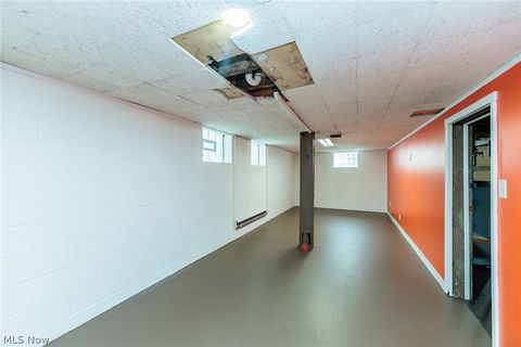 Tiny photo for 3405 W 132nd Street, Cleveland, OH 44111 (MLS # 5186718)