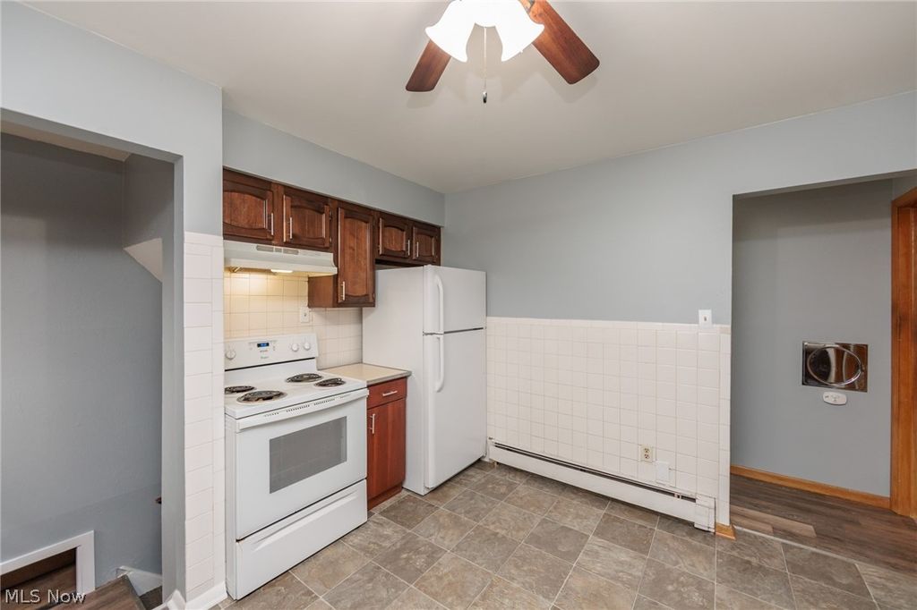 Photo of 3405 W 132nd Street, Cleveland, OH 44111 (MLS # 5186718)