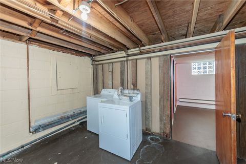 Tiny photo for 3405 W 132nd Street, Cleveland, OH 44111 (MLS # 5186718)