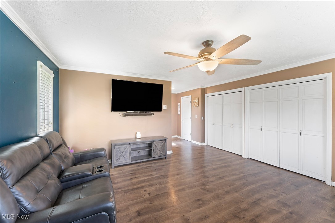 Roseview Acres - Residential