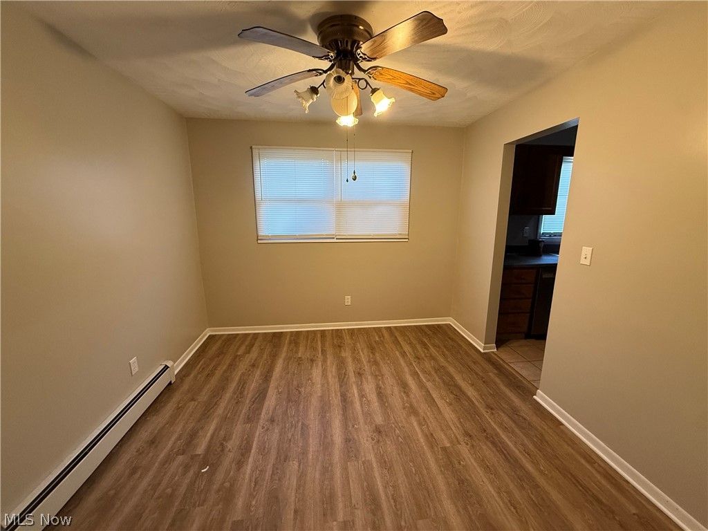 Photo of 918 Pearson Circle #2, Boardman, OH 44512 (MLS # 5204917)