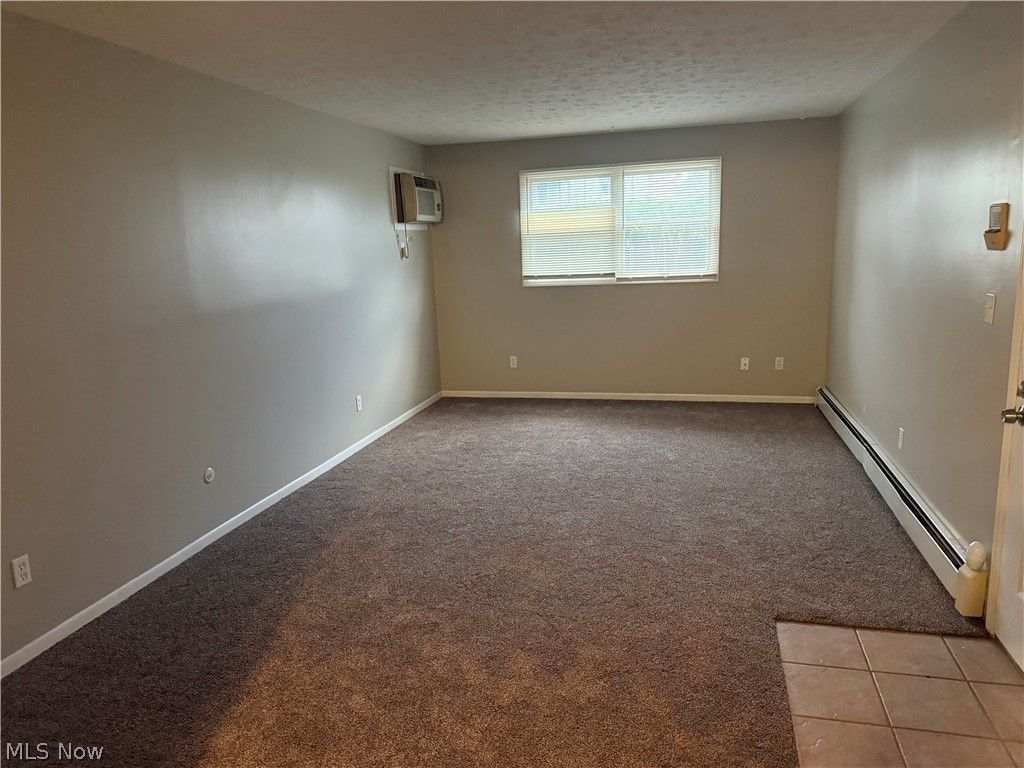 Photo of 918 Pearson Circle #2, Boardman, OH 44512 (MLS # 5204917)
