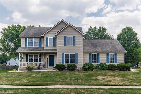 Homes For Sale - 7540 Cheverton Circle<br/> Stark County, Massillon, OH 44646