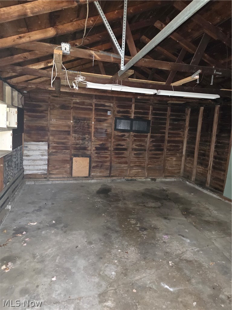 Gibson Realty & Dev Co 08 - Residential