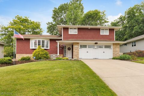 2305 Jacqueline Drive, Parma, OH 44134 - #: 5132210