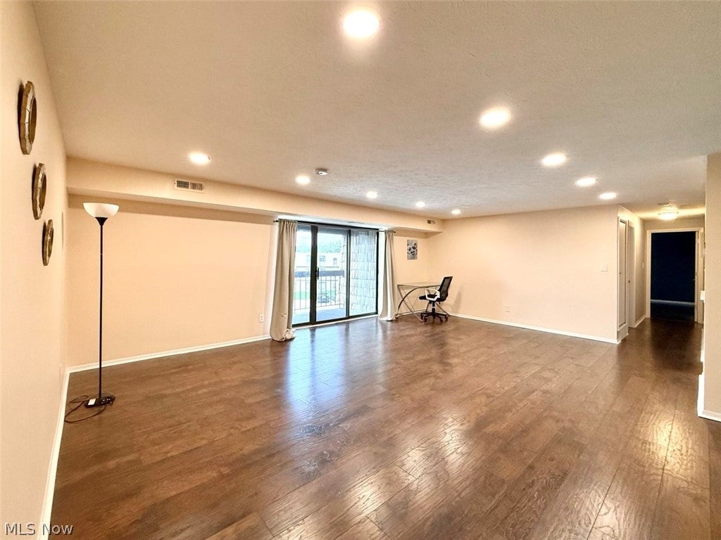 9771 Sunrise Boulevard N12