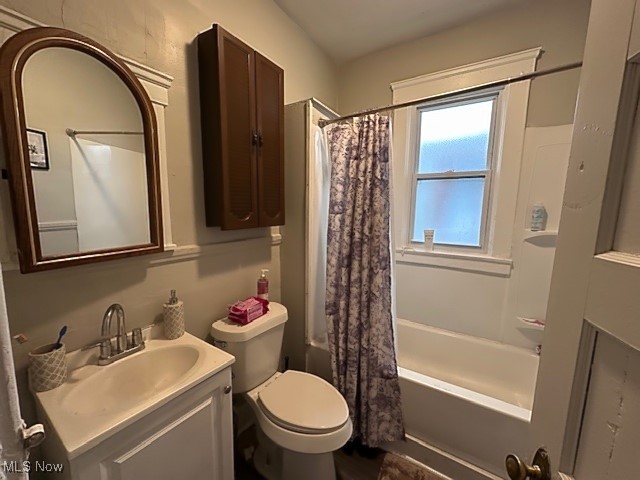 Moses Fish - Residential Income