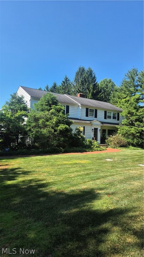 Photo of 32450 Fairmount Boulevard, Pepper Pike, OH 44124 (MLS # 5227157)