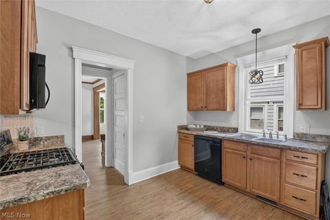 Tiny photo for 405 Silver Street, Akron, OH 44303 (MLS # 5219936)