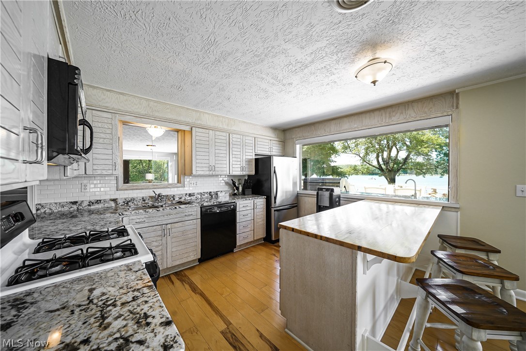 Atwood Pines - Residential