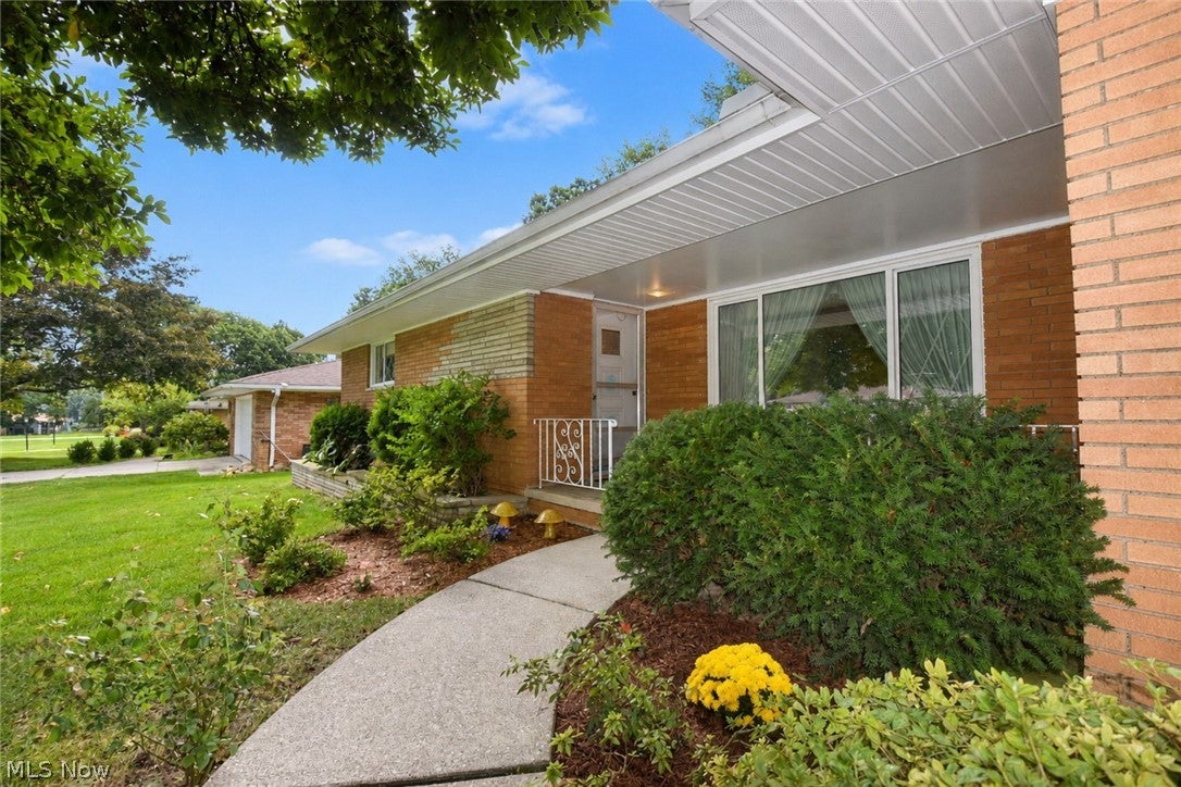 1634 Parkview Drive
