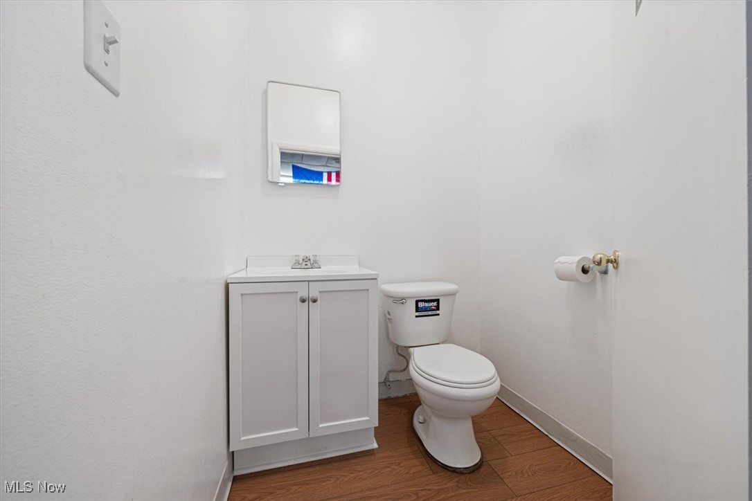Cleveland, Ohio 44109, United States, ,Commercial,Pending,33579