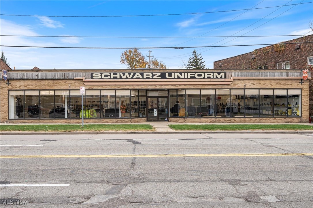 Cleveland, Ohio 44109, United States, ,Commercial,Pending,33579