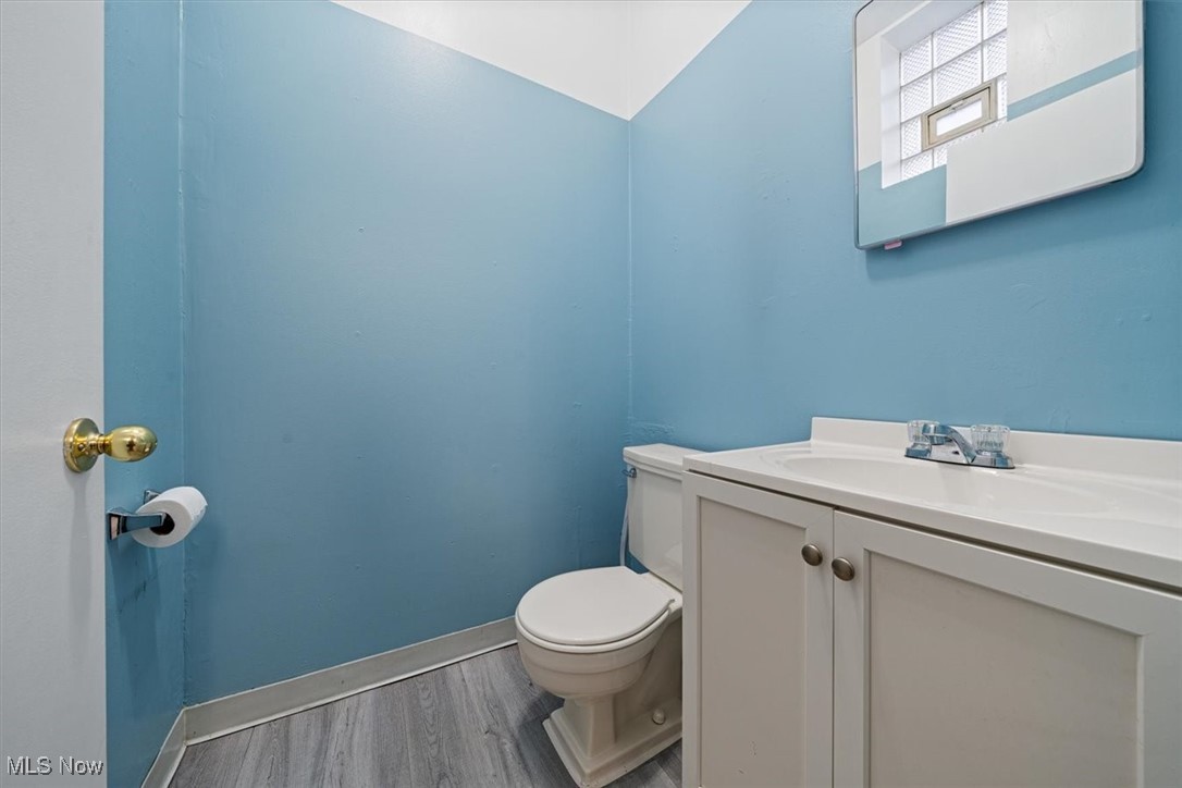 Cleveland, Ohio 44109, United States, ,Commercial,Pending,33579