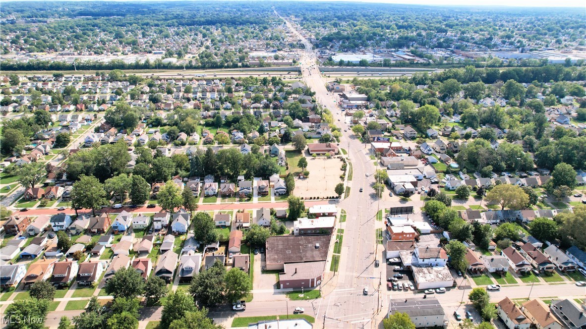 Cleveland, Ohio 44109, United States, ,Commercial,Pending,33579