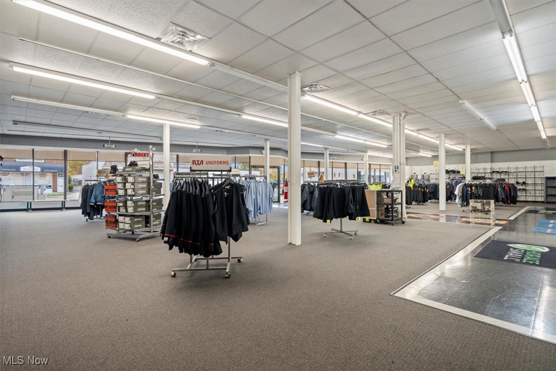Cleveland, Ohio 44109, United States, ,Commercial,Pending,33579