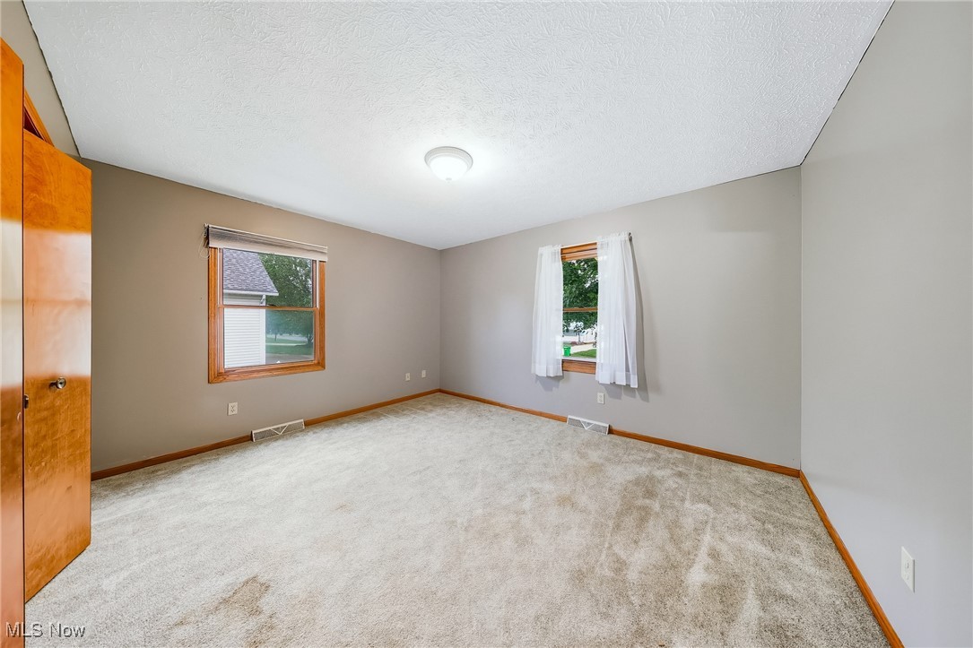 Overlook & Briar Hill - Residential Income