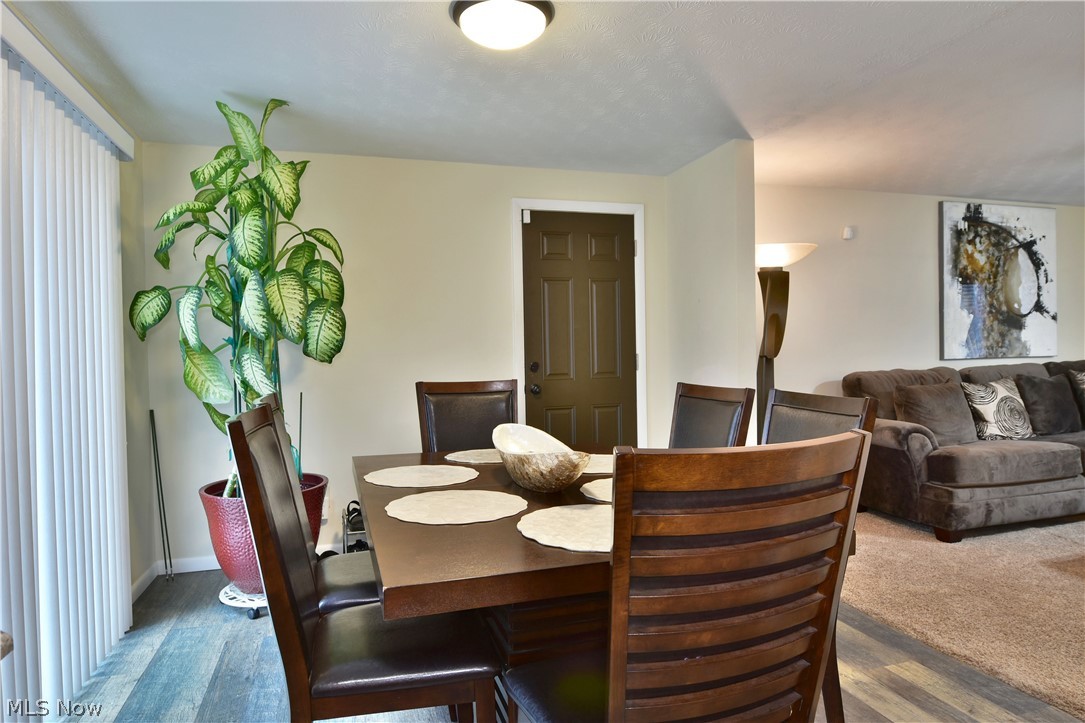 Fox Croft Venice Heights - Residential