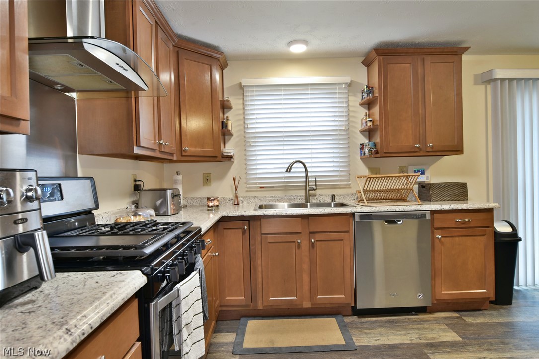 Fox Croft Venice Heights - Residential