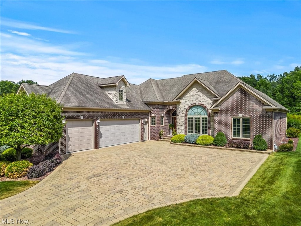 Tuscany Villas 01 - Residential