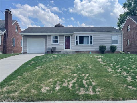 Homes For Sale - 4536 Marcellus Street<br/> Canton, OH 44708