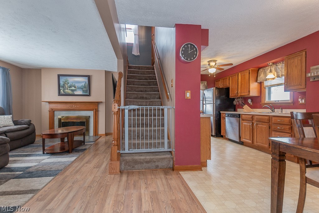 S H Kleinman Realty Cos Briar - Residential