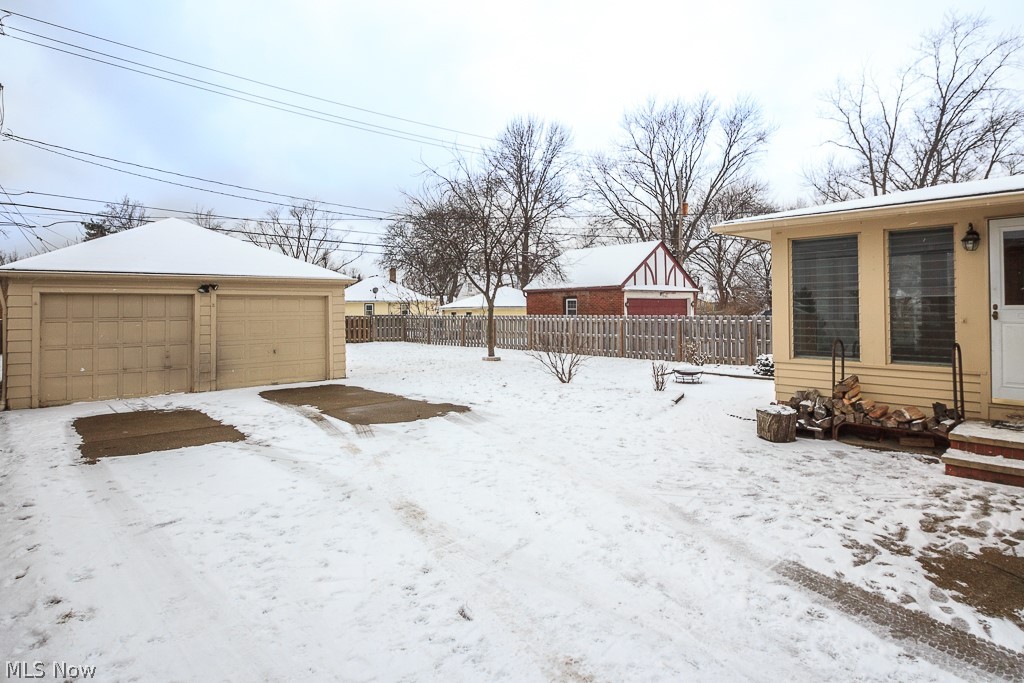 S H Kleinman Realty Cos Briar - Residential