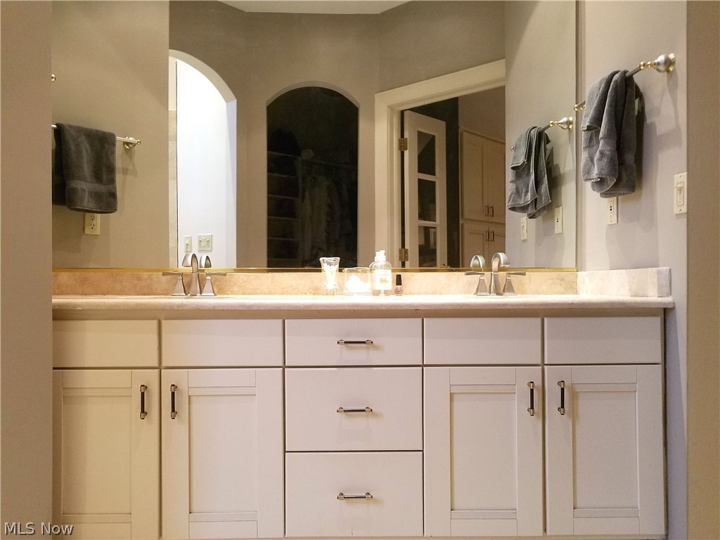 Red Tail - Residential