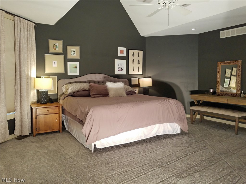 Red Tail - Residential