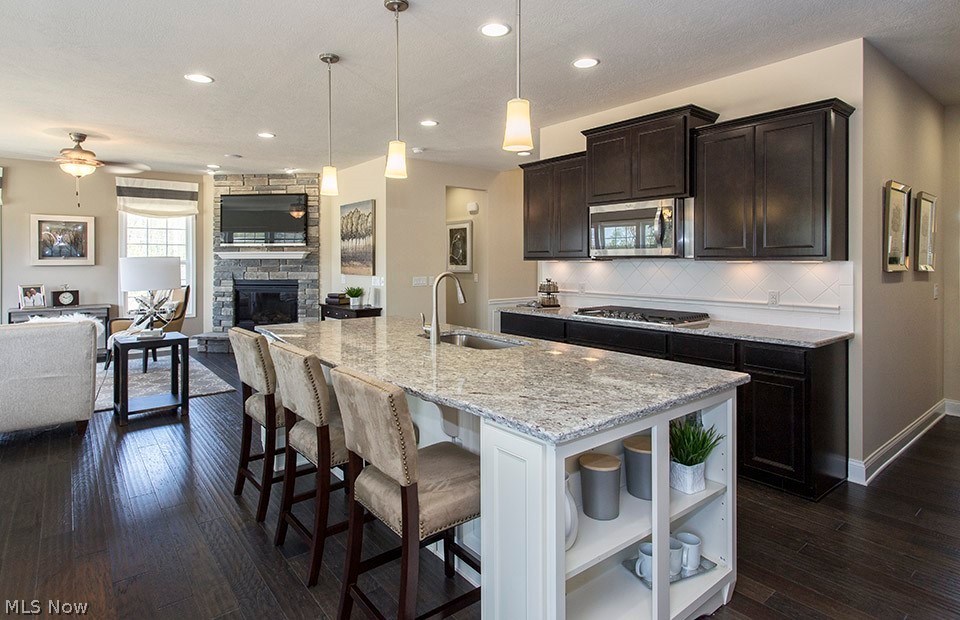 River Oaks - Residential