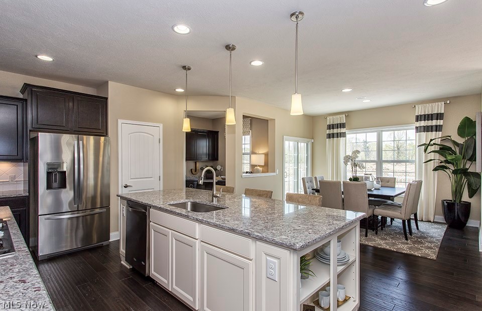 River Oaks - Residential