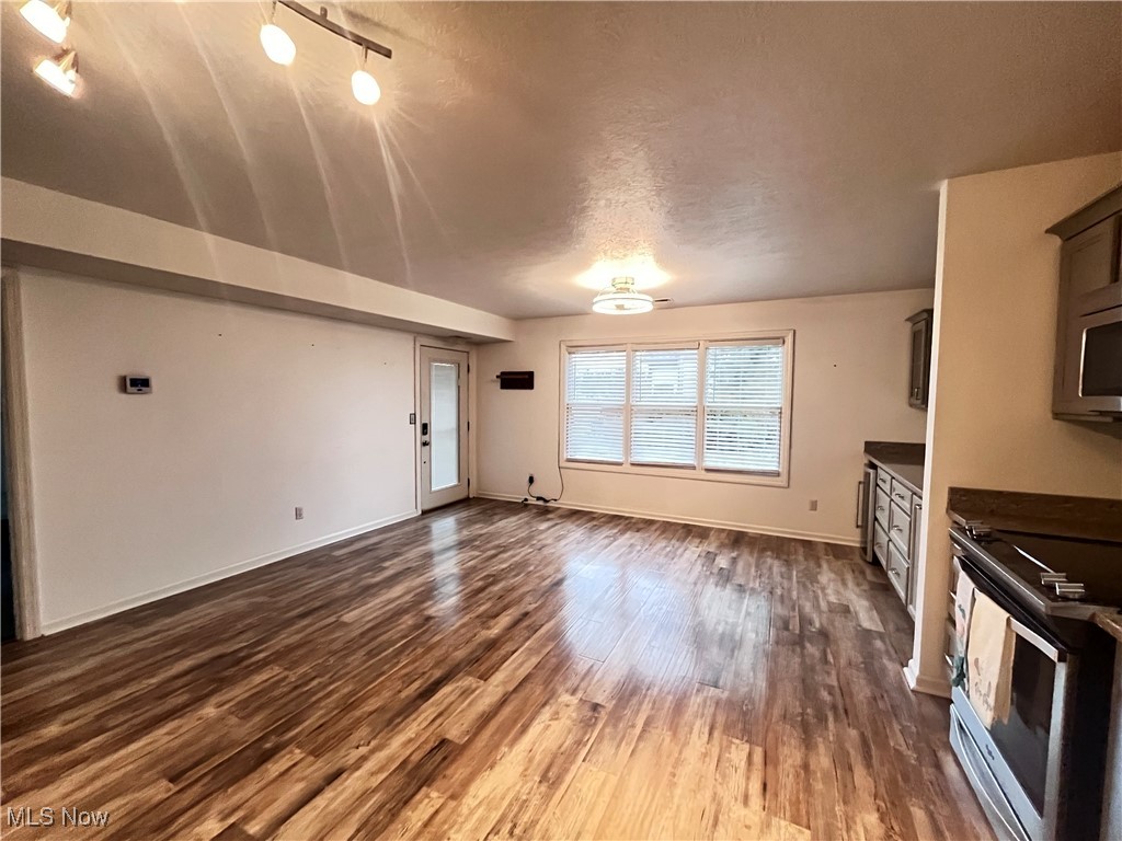 Saybrook Beach Club - Residential