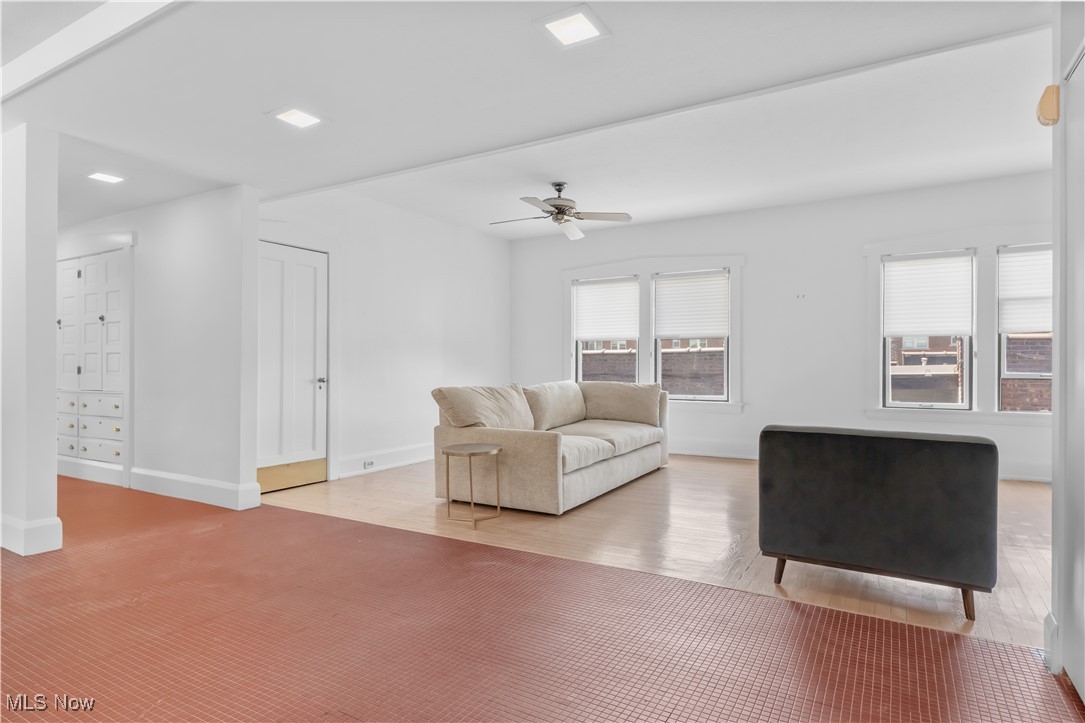 2472 Overlook Road #11, Cleveland Heights, Ohio image 10