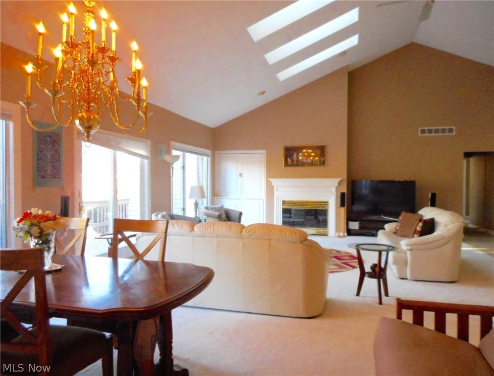 Village Crystal Lakes Condo - Residential