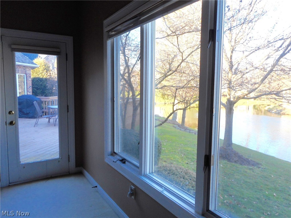 Village Crystal Lakes Condo - Residential