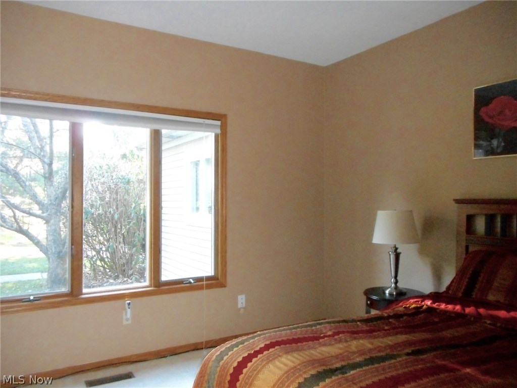 Village Crystal Lakes Condo - Residential